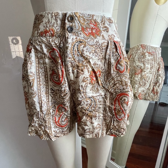 MINKPINK Tan Paisley ‘Prince of Persia’ Shorts M - Picture 5 of 13